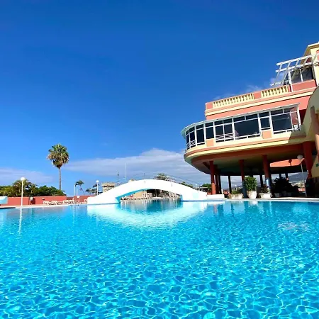 With Ocean Views And Huge Pool In San Eugenio Alto Costa Adeje (Tenerife)