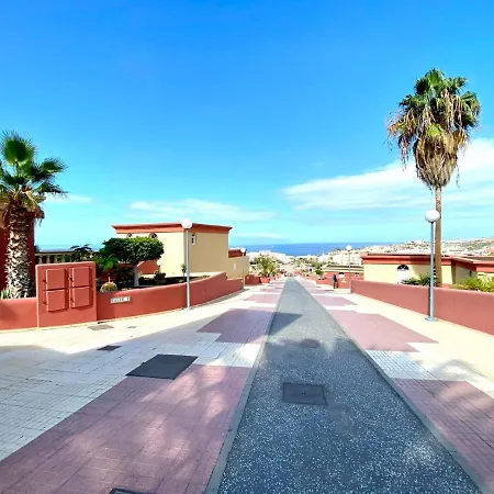 With Ocean Views And Huge Pool In San Eugenio Alto Lägenhet Costa Adeje (Tenerife)